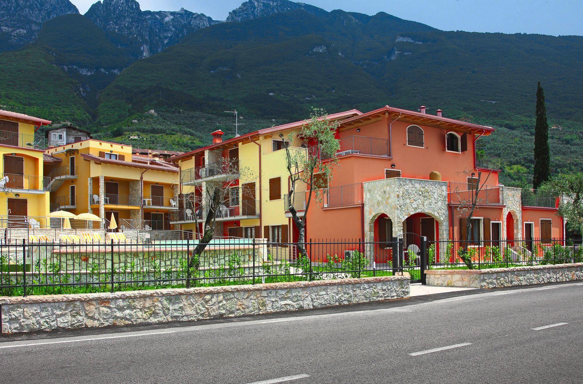 June Stay Lake Garda Brenzone sul Garda Exterior foto