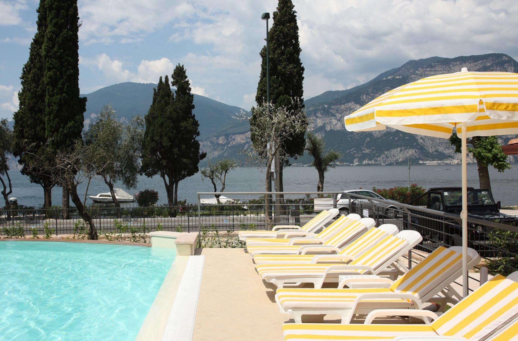June Stay Lake Garda Brenzone sul Garda Exterior foto