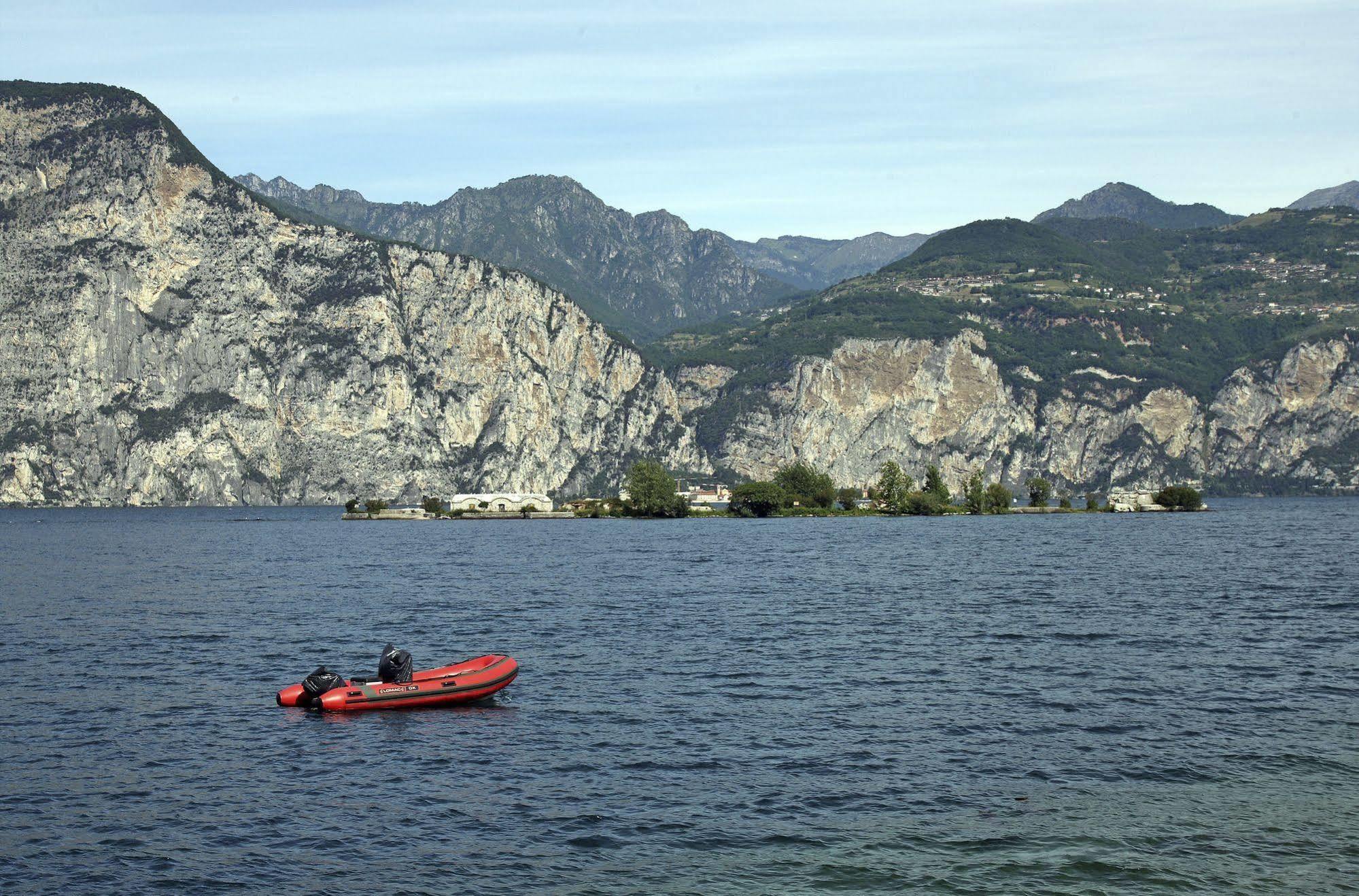June Stay Lake Garda Brenzone sul Garda Exterior foto